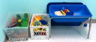 Blue Plastic Sand & Water Table with Top Cover and Accessories - Room 15