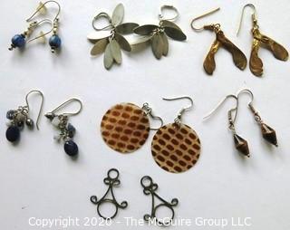 Lot of Dangle Fashion Earrings