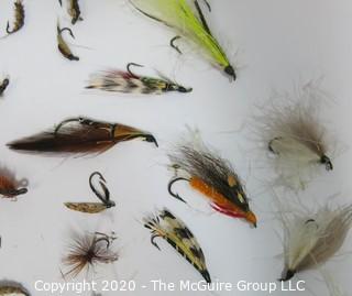 Fishing Lures: Trout Flies w/ case