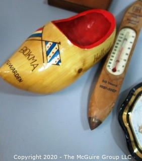 Collection of Vintage Souvenir Items