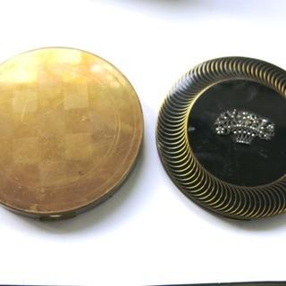 Six Vintage Powder Compacts and Cigarette Holders