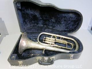 Keefer Horn with case 