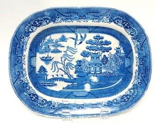 Antique Blue Willow Serving Dish or Platter. Measures approximately 11" x 8".  Made in England