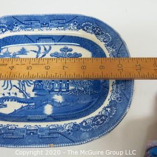 Antique Blue Willow Serving Dish or Platter. Measures approximately 11" x 8".  Made in England