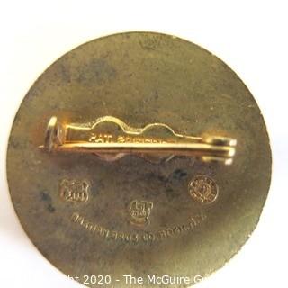 1946 United Nations Pin Back; (from the personal collection of Clifford Evans, journalist)