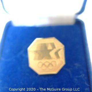 1980 Moscow Summer Olympic Gold Toned Pin Back in Original Box