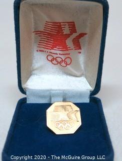 1980 Moscow Summer Olympic Gold Toned Pin Back in Original Box