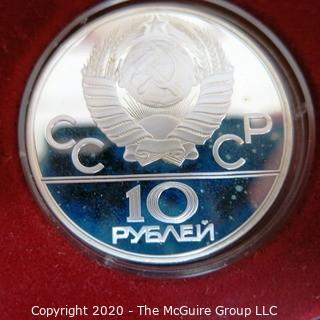 90% Solid Silver Official 1980 Moscow Olympic Coin Issue Series II Citius, in red presentation box. There are (5) 10 rouble coins and (7) 5 rouble coins

Combined weight 284 grams

Note: Presentation box is damaged
 