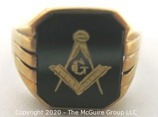 Men's 10kt Gold and Enamel Masonic Masons Ring; 5.5g