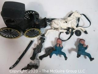 Cast Iron Horse Drawn Carriage Toy, Needs Repair. 