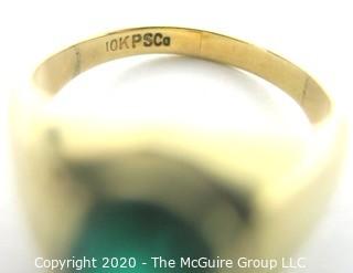 Vintage Plainville Stock Co 10 Karat Yellow Gold Ring with Green Stone 