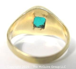 Vintage Plainville Stock Co 10 Karat Yellow Gold Ring with Green Stone 