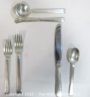 Vintage Art Deco 71 Piece Sterling Silver Flatware Set Made by International Sterling in Art Deco Silver Box. This set has 12 Place Settings (6 Pieces Each with the exception on one setting which is missing a dinner knife).  Weighs 2860 grams excluding knives.