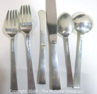 Vintage Art Deco 71 Piece Sterling Silver Flatware Set Made by International Sterling in Art Deco Silver Box. This set has 12 Place Settings (6 Pieces Each with the exception on one setting which is missing a dinner knife).  Weighs 2860 grams excluding knives.