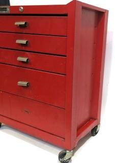 Champion Red Five Drawer Metal Tool Chest on Castors 