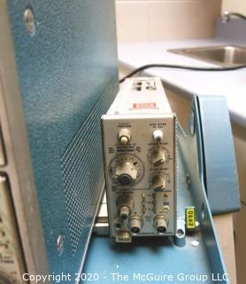 Tektronix 7603 General Purpose 100MHz Tracer Oscilloscope w/ Cart, Modules, manuals