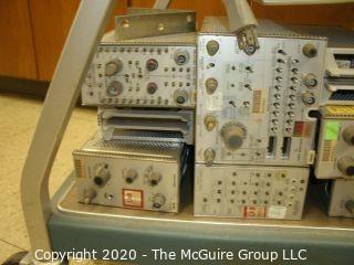 Tektronix 7603 General Purpose 100MHz Tracer Oscilloscope w/ Cart, Modules, manuals