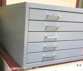 46" x 25" x 17"t Safco Facil Steel (5) Drawer Flat File.  