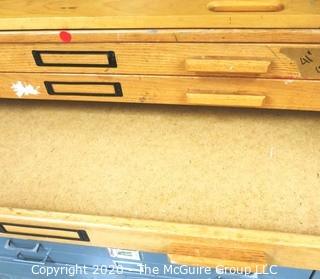 41" x 15" x  27" Wood Desk Top (5) Drawer Flat File made by Mayline Naturalist. 