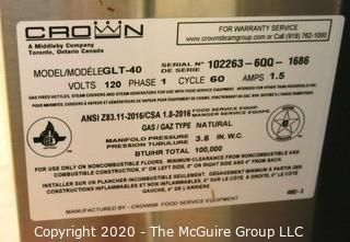 New GLT-40 model shown with optional spring assist cover.
Crown GLT-40, 40 Gallon Gas 2/3 Jacket Steam Kettle, Free Standing, Tilting, 100,000 Btu