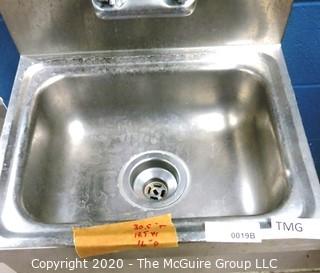 Stainless Steel Hand Washing Sink