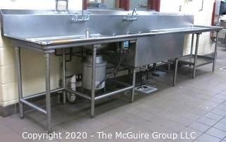 30 x 168 x 37"t Stainless Steel Wash Station with Salvajor Waste Disposal System 