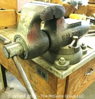 Wilton "Bullet Vise" with swivel base, anvil platform