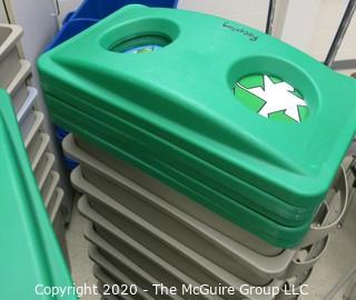 LARGE ASSORTMENT OF PLASTIC CAN RECYCLING BINS W/LIDS (CLEAN)