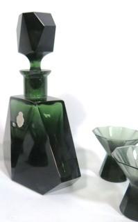 Emerald Green Bohemian Czech Art Deco Cut Glass Liquor Decanter with  6 Glasses.