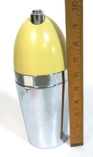 Soda King Siphon Bottle; Designed by Norman Bel Geddes; Walter Kidde Sales Co. Inc., Bloomfield, NJ