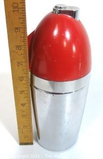 Soda King Siphon Bottle; Designed by Norman Bel Geddes; Walter Kidde Sales Co. Inc., Bloomfield, NJ