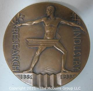 Official Commemorative 1933 World's Fair Bronze Medal: "Century of Progress"; Chicago International Exposition: Research & Industry; designed by Zettler