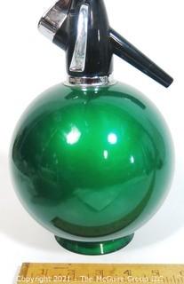 Vintage Art Deco Green Globe Master Double Capacity Soda Siphon. 