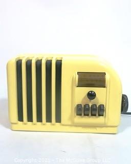 Vintage Art Deco Yellow Airline Electric Radio; tube radio, tested and works (AM), not original paint.