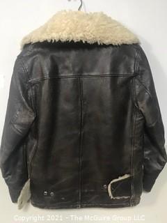 Vintage Schott Sheepskin Fleece Lined Leather Bomber Jacket Men's Size Small. 