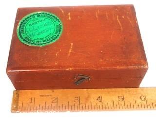 Wooden Box of Vintage Gold or Apothecary Scale Weights.