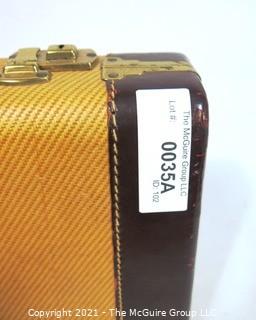 Vintage Bundy Wood Paris Clarinet in Hard Case. {Note: Description Altered 2/1/21 @ 5:30pm ET}