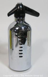 Vintage Chrome Mid Century Modern (MCM) Soda King Seltzer Siphon with Visual Volume Marker on Sleeve.