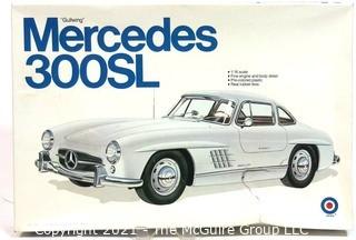 LARGE Car Model Kit  New in Box Made by Entex of a 1955 Mercedes 300sl Gullwing Coupe 11227 1/16 