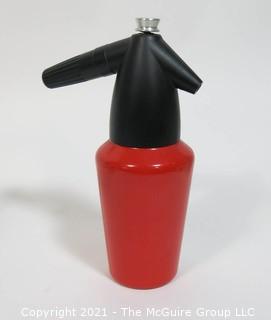 Red Soda King Siphon Bottle; Designed by Norman Bel Geddes; Walter Kidde Sales Co. Inc., Bloomfield, NJ