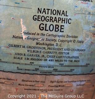 Vintage National Geographic Light Up Globe on Stand. 