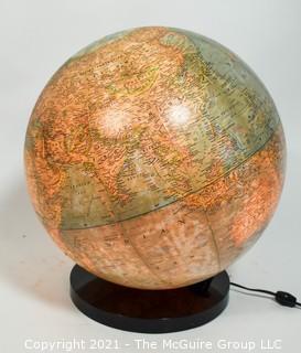 Vintage National Geographic Light Up Globe on Stand. 