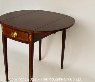 Councill Furniture Sheraton Style Pembroke Mahogany with Satinwood Inlay Drop-Leaf Side Table; 25"H and extends to 29"W with leaves up.