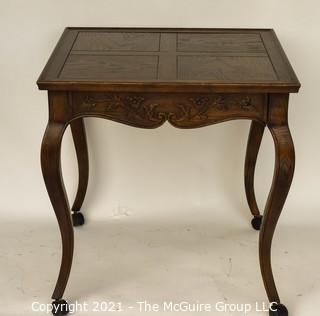 Vintage Henredon Country French Square Walnut Side Accent Table.  Measures approximately 28ʺW × 28ʺD × 26ʺH  . 