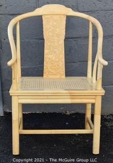 Henredon Asian Chinoiserie White Lacquer Cane Seat Dining Chair.