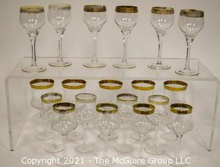 Assorted Crystal Stemware with Gold Rim: <br> <br>
(5) 7 1/2"T stems <br>
(6) 7 1/2"T stems <br>
(8) 6 7/8"T stems