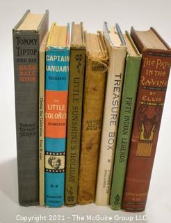 Books: Collection of 8 children's books 