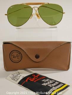 Pair of Ray-Ban Classic Outdoorsman Aviator Sunglasses "Arista" with Case and Paperwork. 