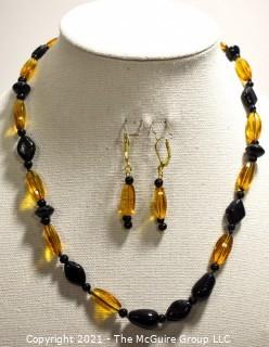 Vintage 20" Czechoslovakian Glass Bead Necklace with Matching Dangle Earrings.