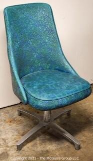 MCM Swiveling Side Chair w/ Period Vinyl; wear appropriate to age; 34 1/2"T 